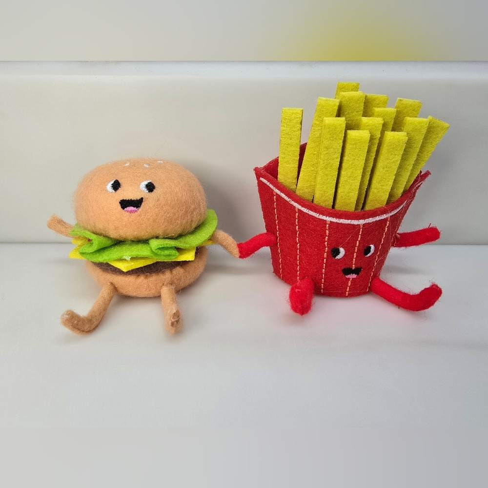 🍔Cute Burger and Fries Plush Set